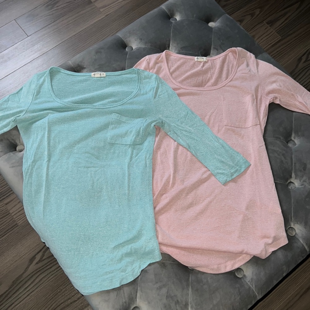 2 tops